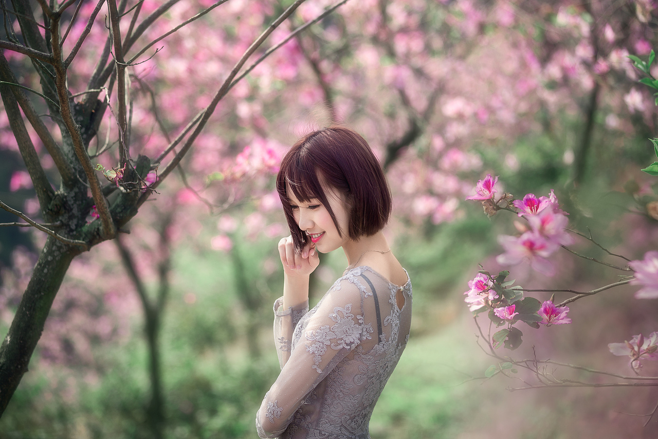 唯美柔和紫荆花人像