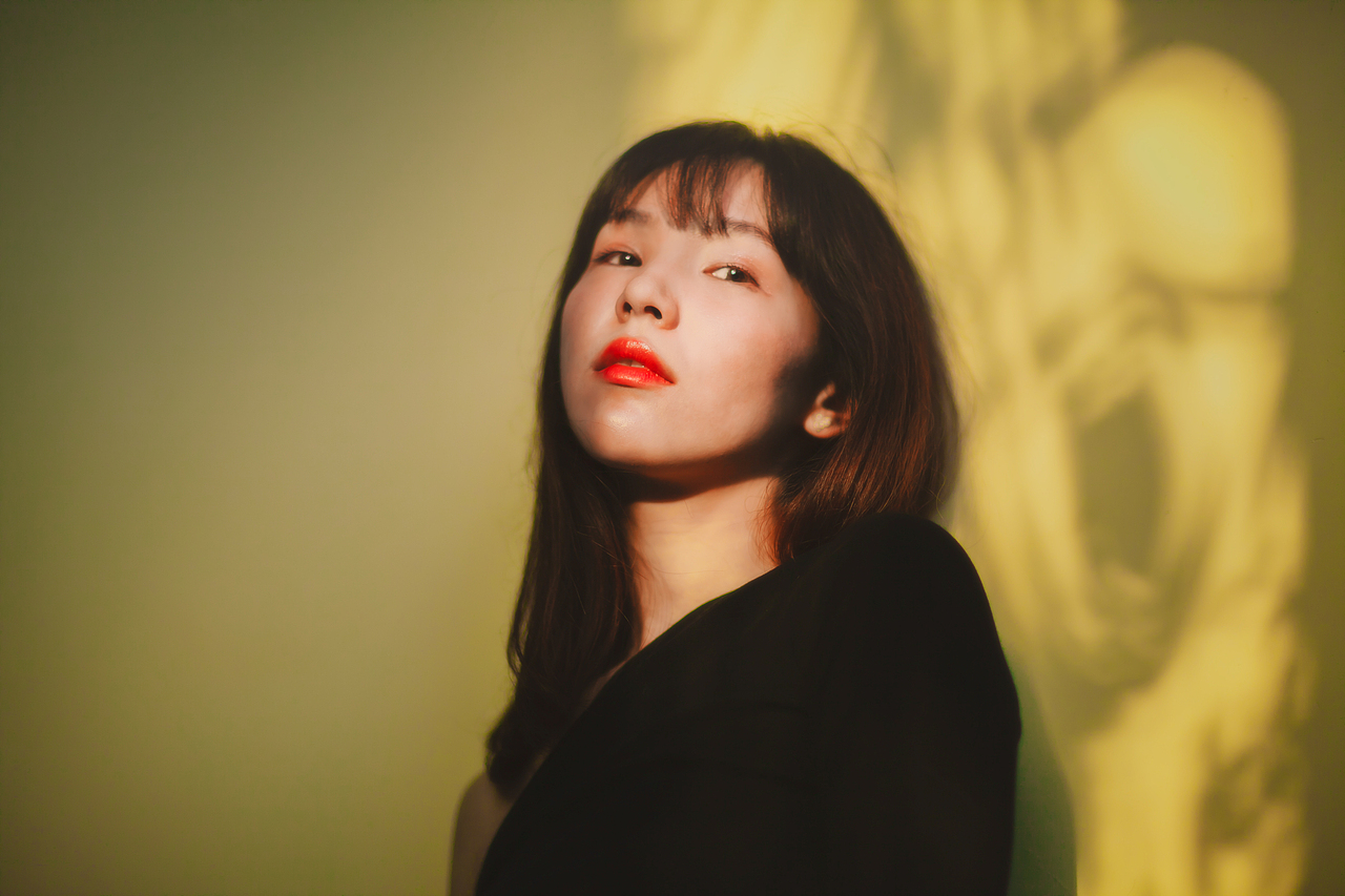 【油画少女】
麻豆:miumiu<br>摄影:速冻北极光<br>后期:速冻北极光<br><br>约片请微:elva5201104