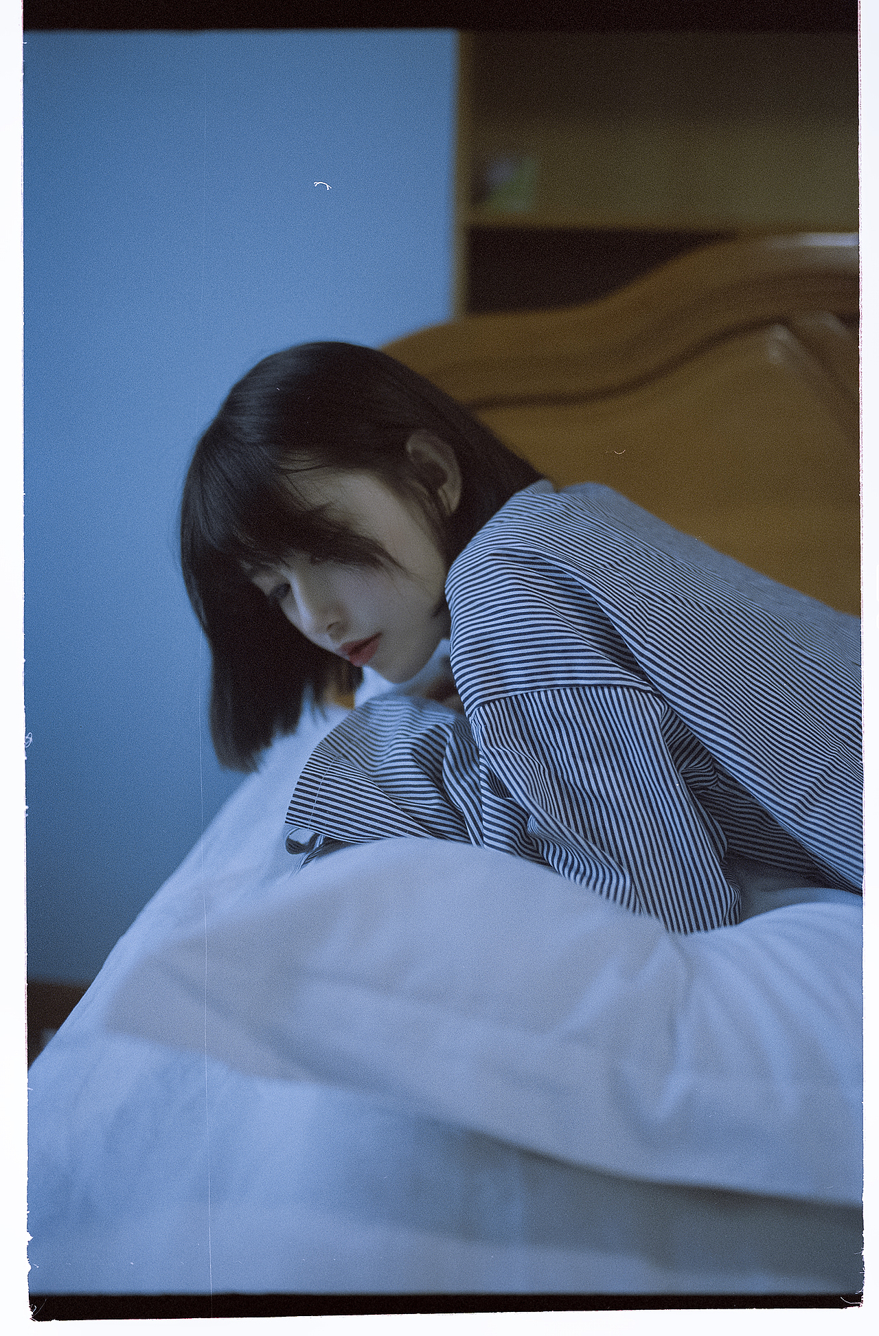 BLUE（图ZODQwMTYyNTY=） - 人像摄影 - 站酷设计师周健__原创素材 - 站酷ZCOOL