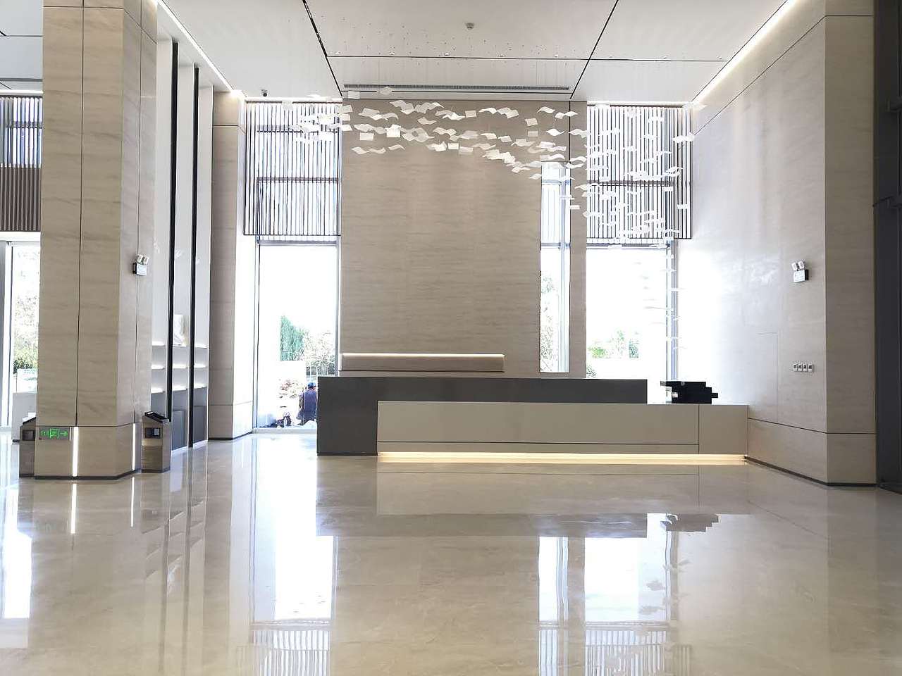 售楼处终稿设计效果图+部分落地实景照片（图ZMjI5NTIxOTYw） - 建筑/空间 - 站酷设计师中加睿吉设计曹欹原创素材 - 站酷ZCOOL