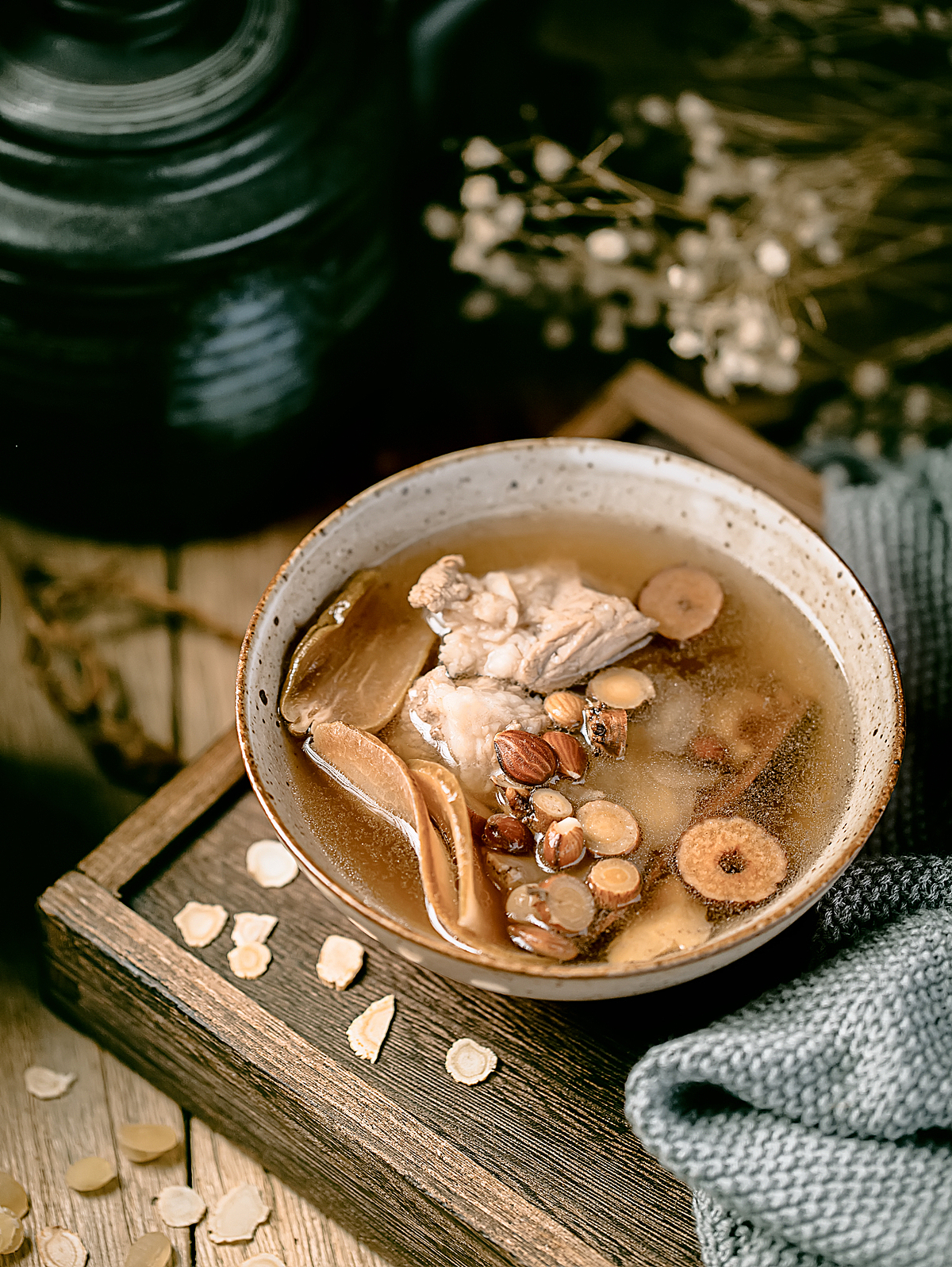 煲汤料 排骨汤美食汤水摄影