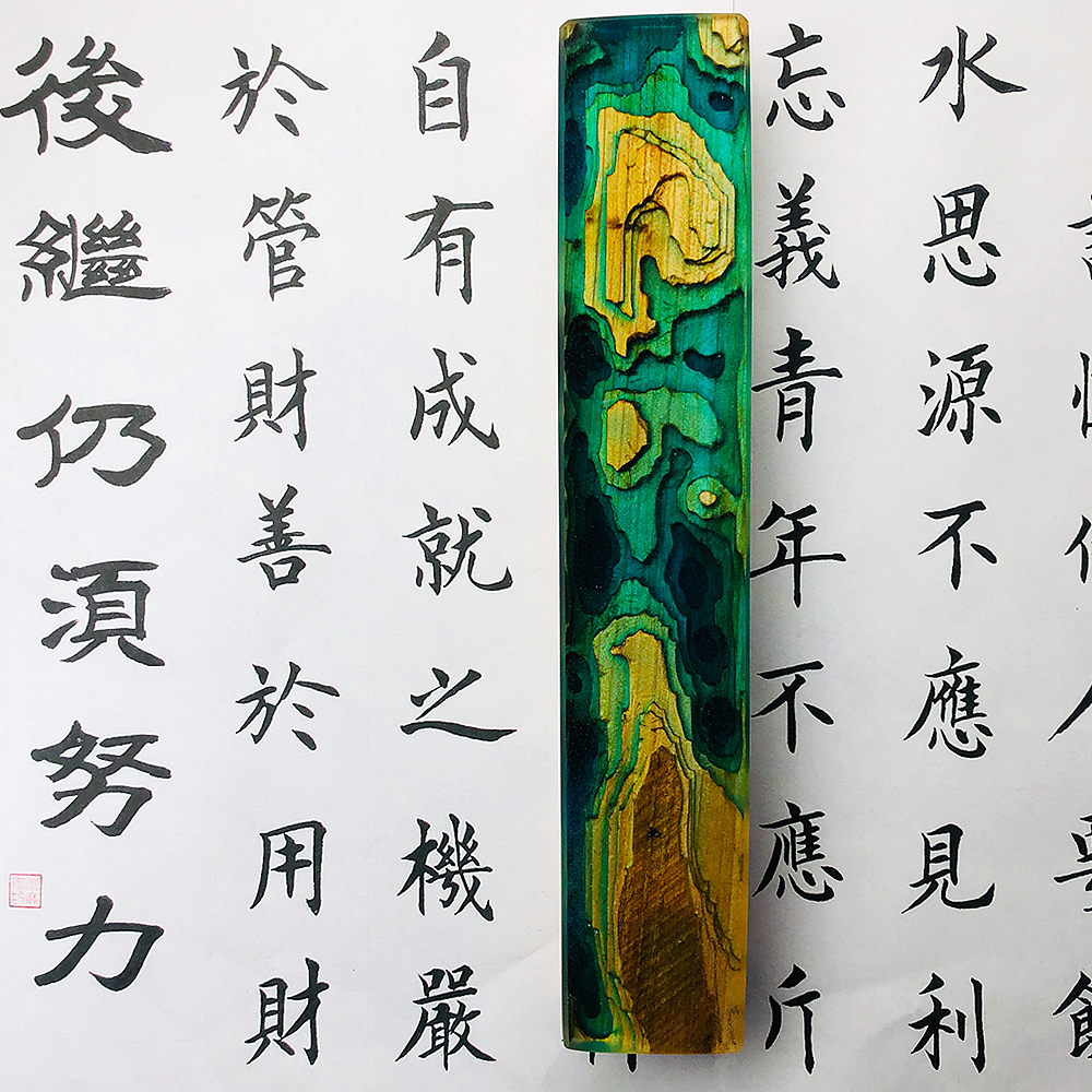 镇纸一枚（图ZMTU0NDE4ODk2） - 其他手工艺 - 站酷设计师胡涂肖像定制原创素材 - 站酷ZCOOL