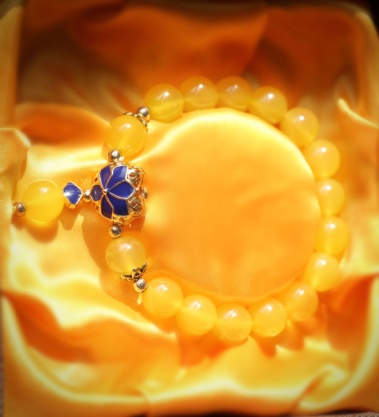 一套饰品的拍摄（图ZMTQ4NjI2MzM2） - 产品摄影 - 站酷设计师凌圻梦飞原创素材 - 站酷ZCOOL