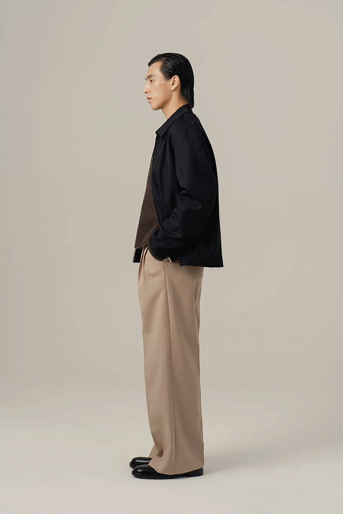 10月为朋友品牌MONODY拍摄的2021A/WLookbook