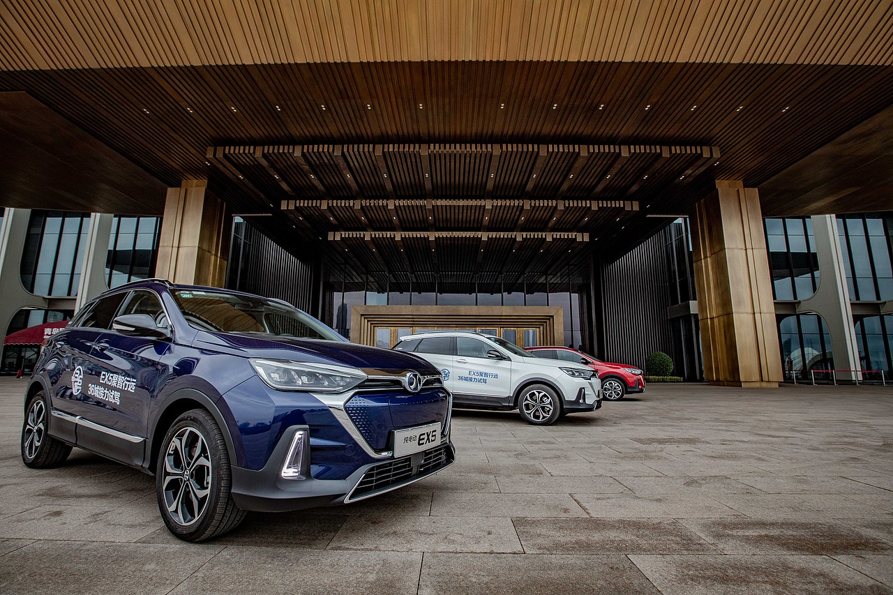 北汽新能源EX5-青岛站（图ZMTc2MzAyMjk2） - 产品摄影 - 站酷设计师想留住的幸运原创素材 - 站酷ZCOOL