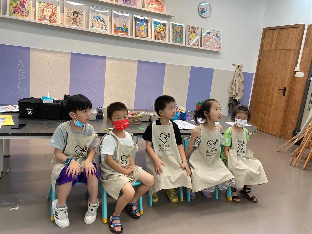 深圳市童心飞象少儿美术