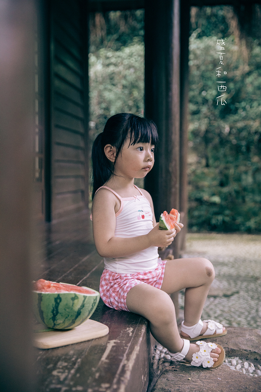 盛夏和西瓜（图ZMTY4NDI1Nzg4） - 人像摄影 - 站酷设计师一只小心晨原创素材 - 站酷ZCOOL