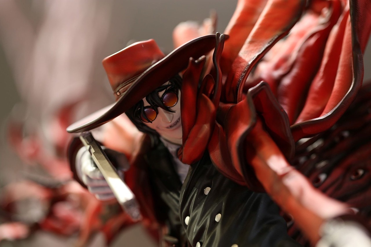 figurama 《hellsing》地狱之歌 alucard 阿卡多 雕像