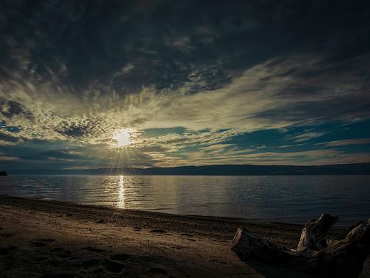 湖畔余晖（个人主页-ZNTE0MzkyODQ=） - 风光摄影 - 站酷设计师天子脚下的人原创素材 - 站酷ZCOOL