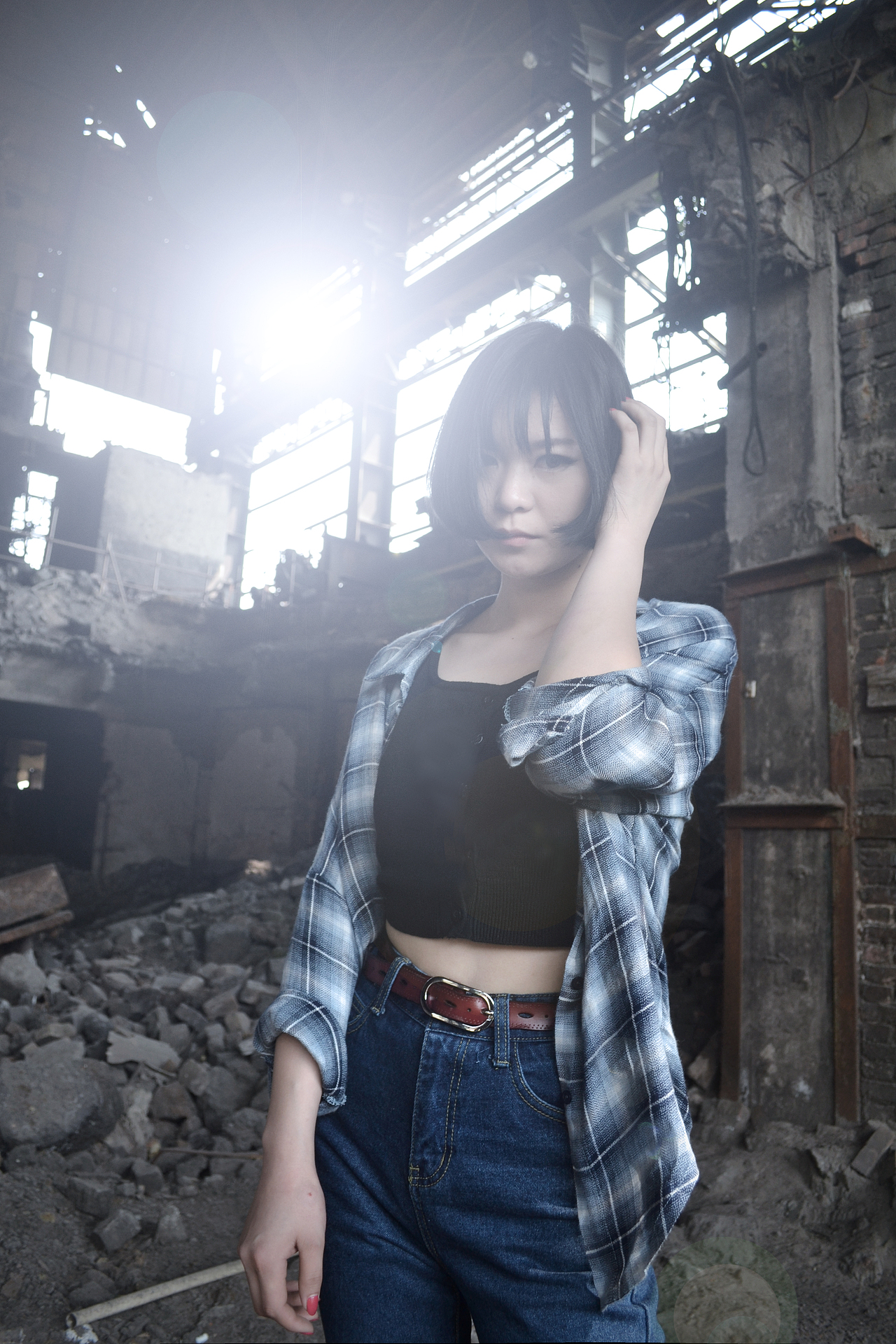 眼神犀利点,再犀利点