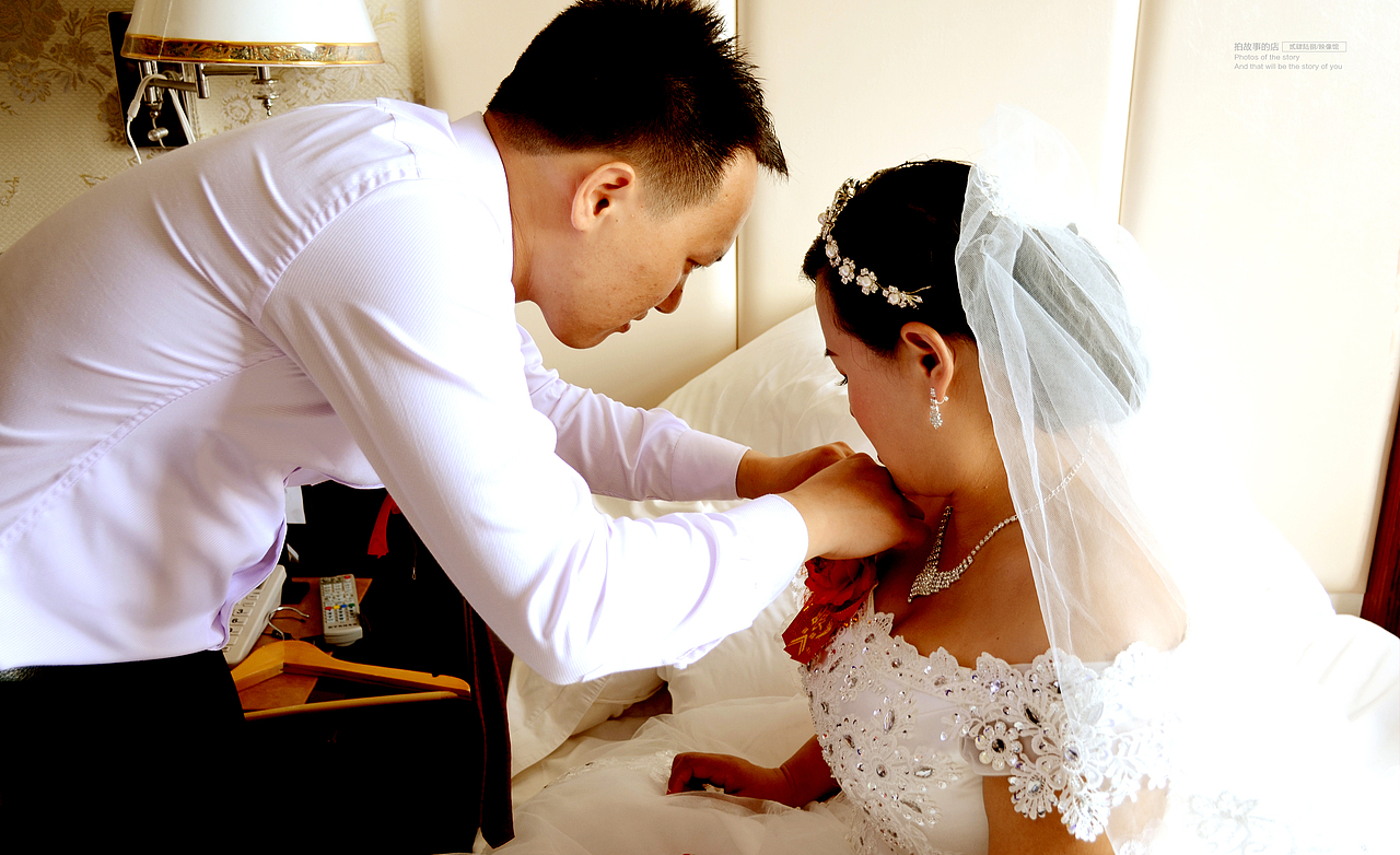 说爱了,那就爱下去,手牵了,那就到白头!