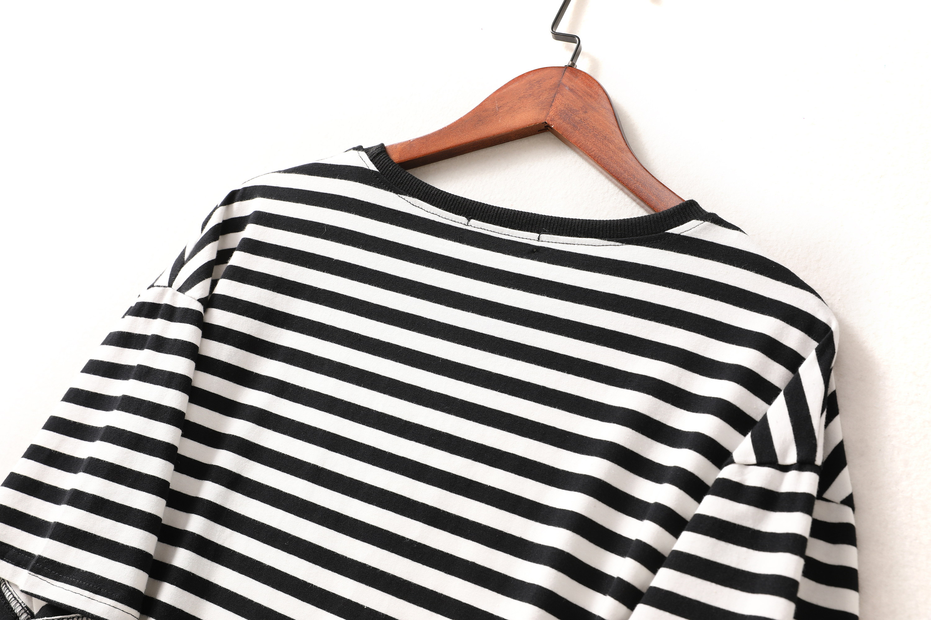 女装白底平铺图