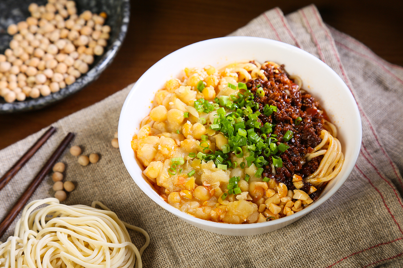 我在成都等你的一个招牌--重庆小面