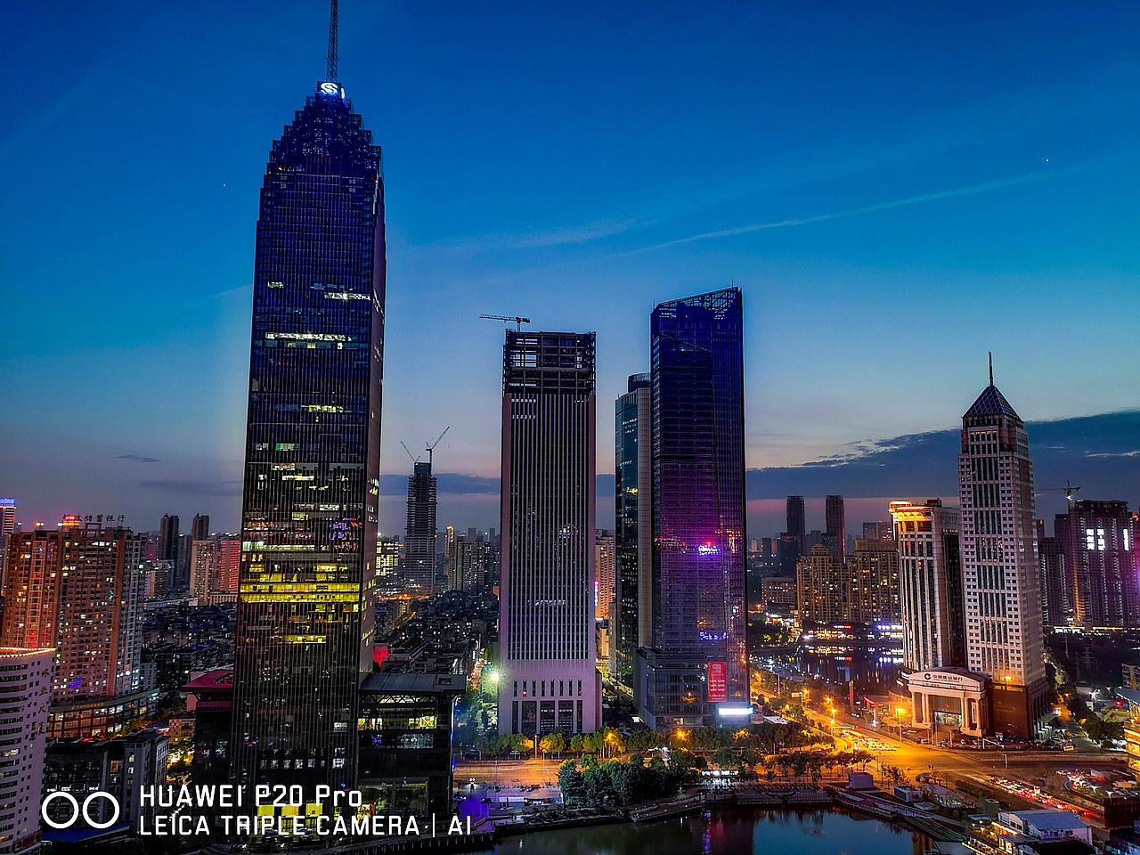 手机夜景（图ZMTE0MTc2Njg4） - 环境/建筑摄影 - 站酷设计师Tenfey原创素材 - 站酷ZCOOL