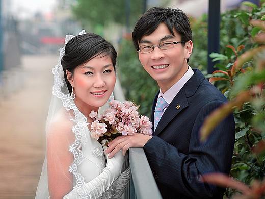 武汉法国街马格菲林婚纱A一套