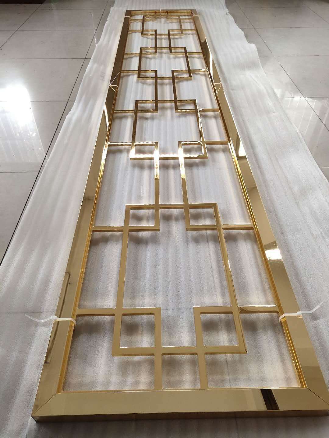 售楼部中心大堂安装艺术纯铜花格屏风