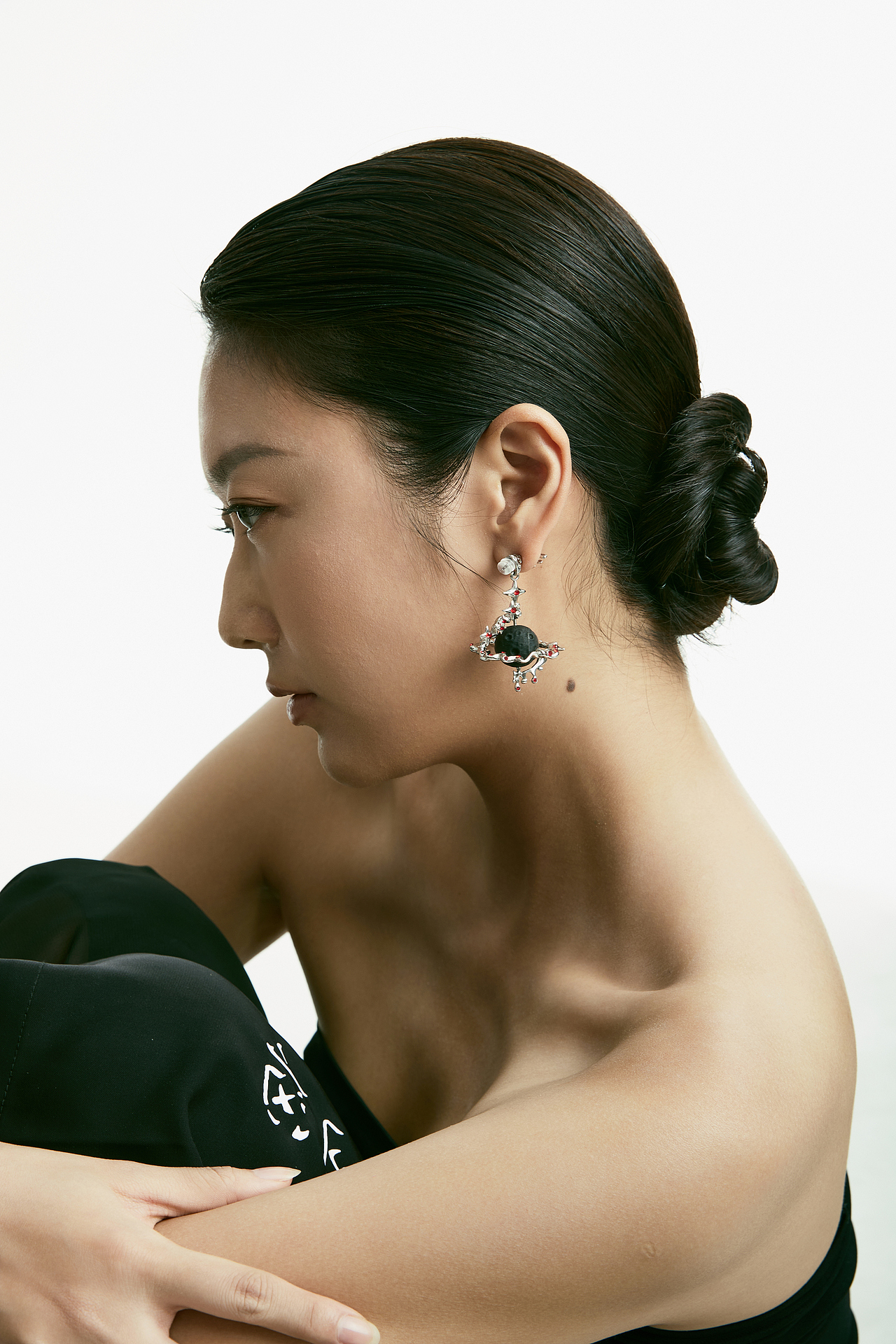 商业摄影｜小众饰品拍摄｜（图ZMzQ4Mjg2NDA4） - 时尚/艺术摄影 - 站酷设计师Chicken原创素材 - 站酷ZCOOL