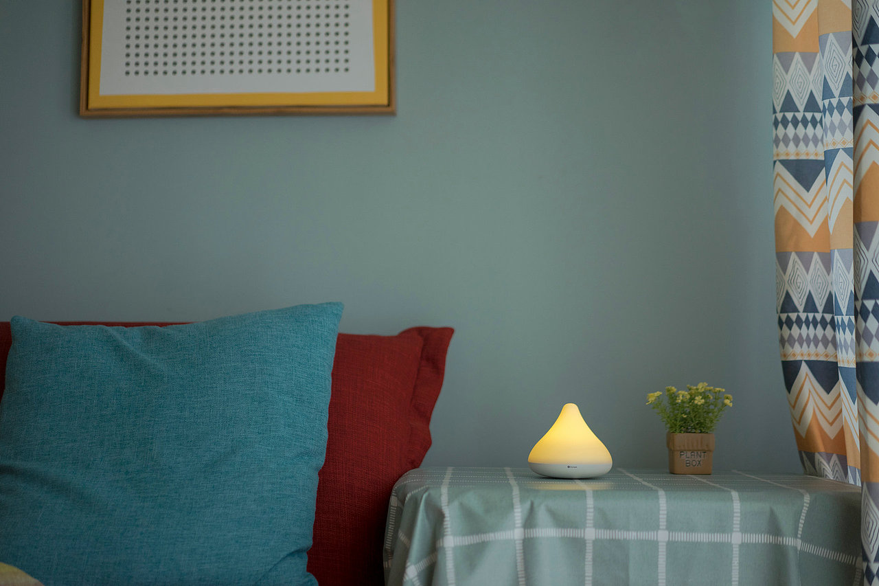 谁还没点心碎时刻？用温暖的灯光照亮灰暗人生吧