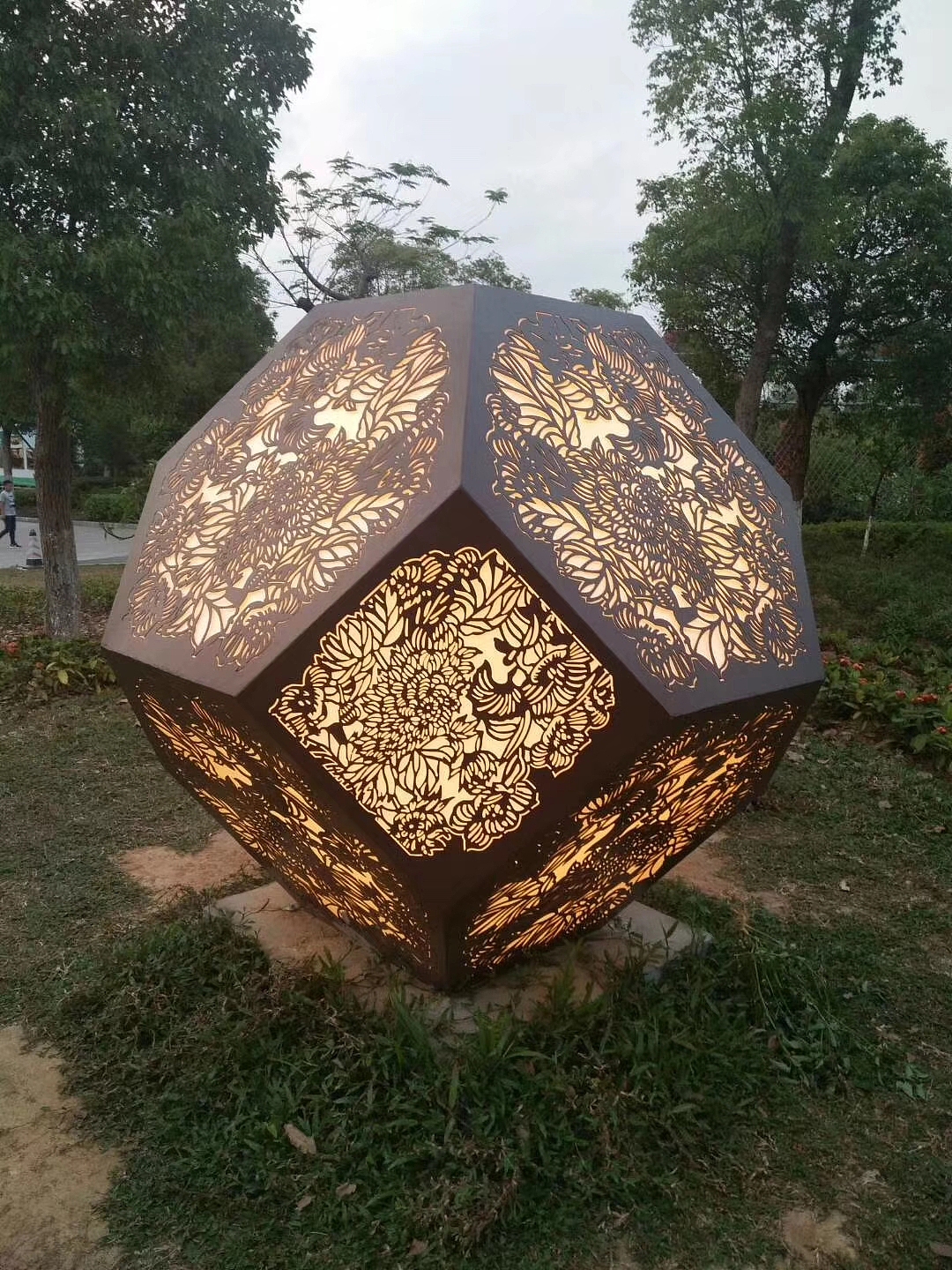 广场不锈钢浪花雕塑加工 上海不锈钢浪花雕塑工厂（图ZMjYxMjk4Nzk2） - 其他 - 站酷设计师众亿戴小姐原创素材 - 站酷ZCOOL