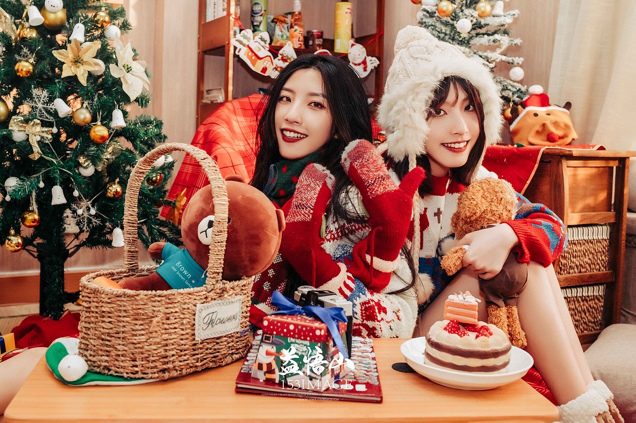 网红圣诞双胞胎姐妹