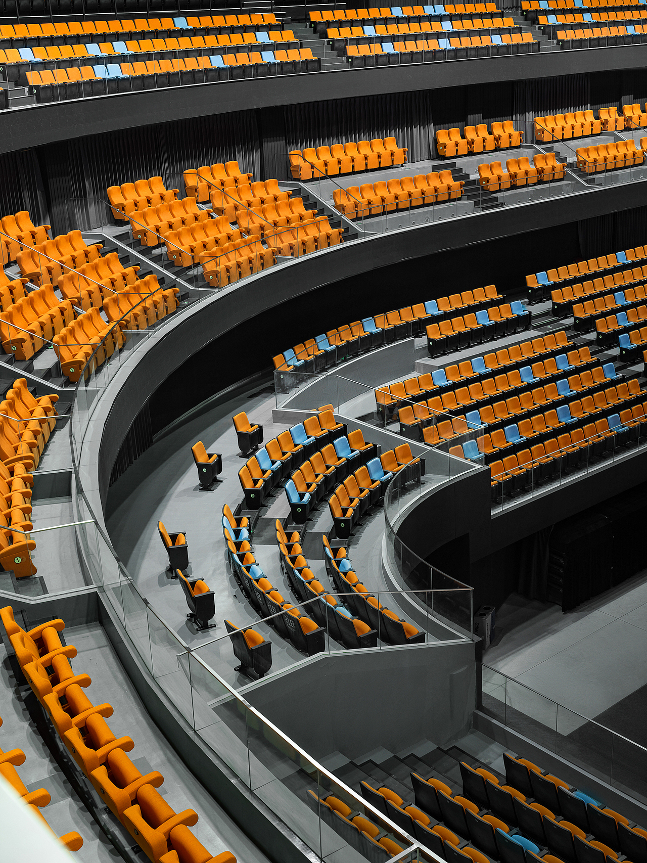 曲江电竞中心（图ZMzQwNzU5MDM2） - 环境/建筑摄影 - 站酷设计师狮子挂满树原创素材 - 站酷ZCOOL