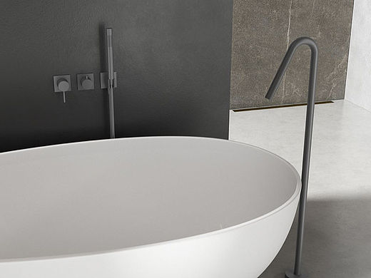 入墙式落地浴缸花洒