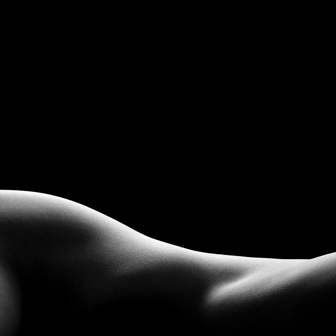 BODY-我看见你流动的身体-人像摄影