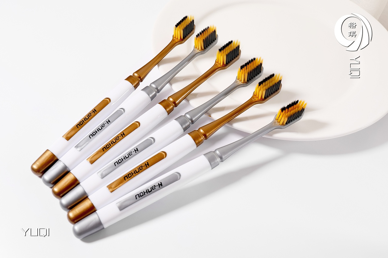 双色牙刷（图ZMTczMTgyMzY4） - 产品摄影 - 站酷设计师裕琪摄影修图原创素材 - 站酷ZCOOL