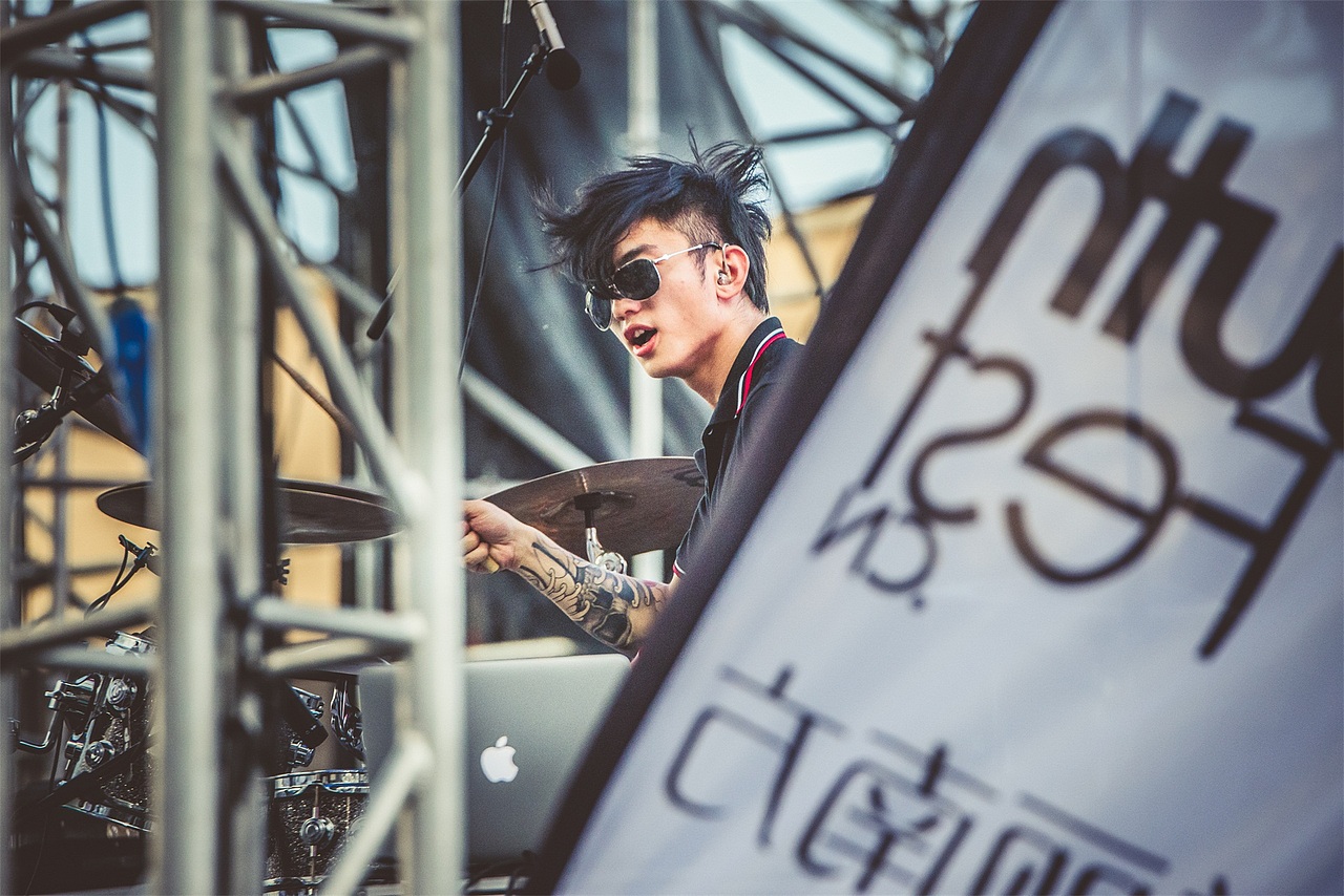 美丽南方音乐节（图ZMjA3MjUwMjA=） - 人像摄影 - 站酷设计师凹凸蜀黍原创素材 - 站酷ZCOOL