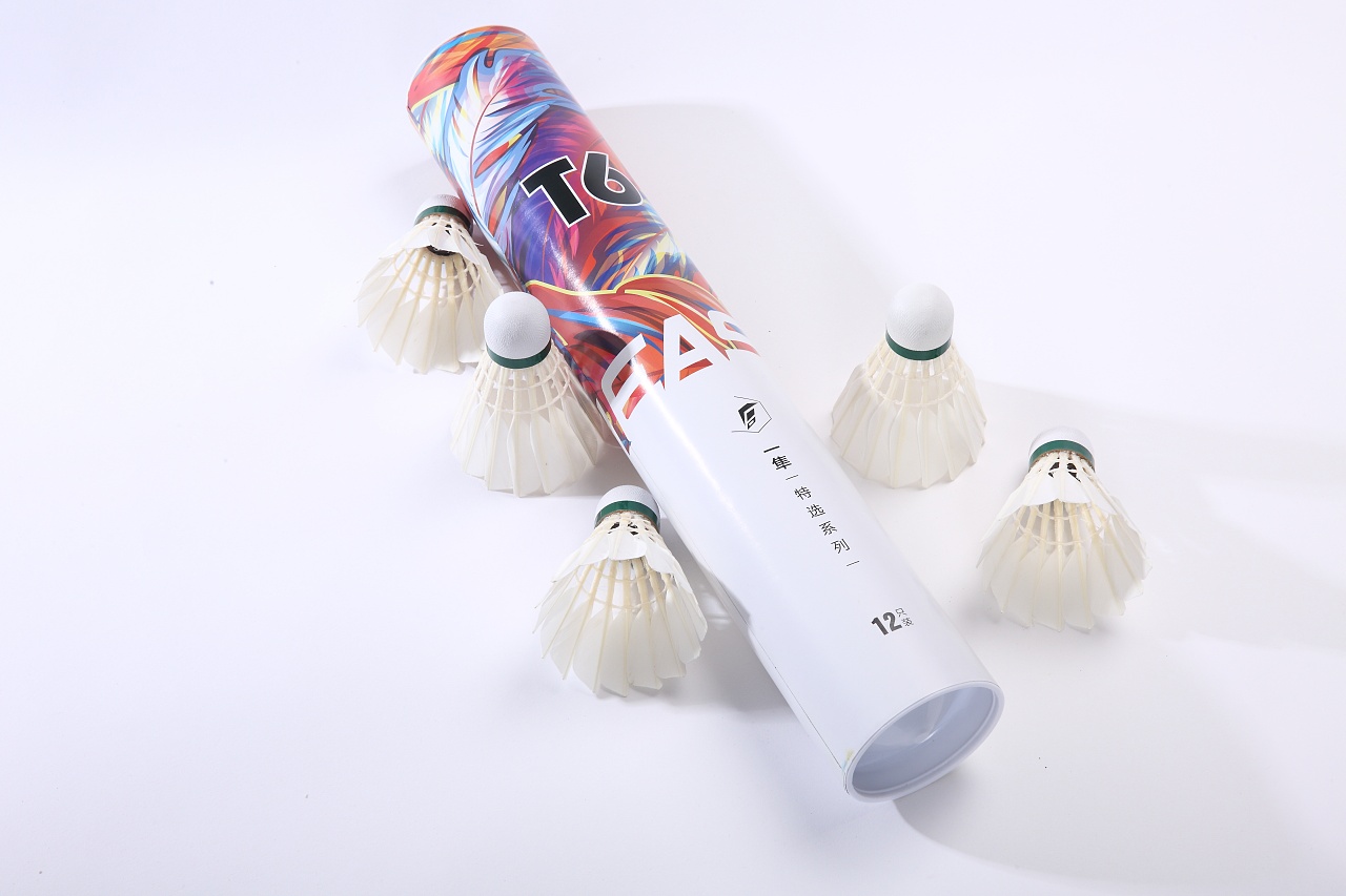 easwnn rez羽毛球筒包装设计