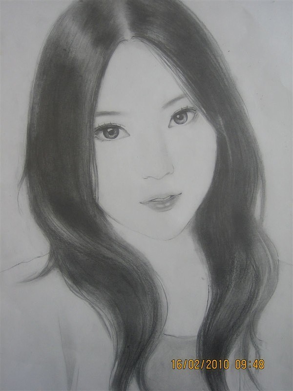手绘 插画 美女 素描  铅笔画