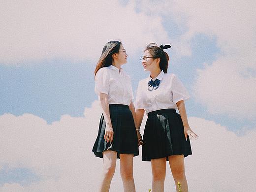 夏の友達(dá)（個(gè)人主頁-ZNTUzMTIwNDA=） - 人像攝影 - 站酷設(shè)計(jì)師火鍋底料_原創(chuàng)素材 - 站酷ZCOOL