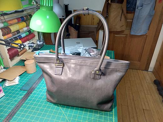 骄阳手工制作女士挎包
