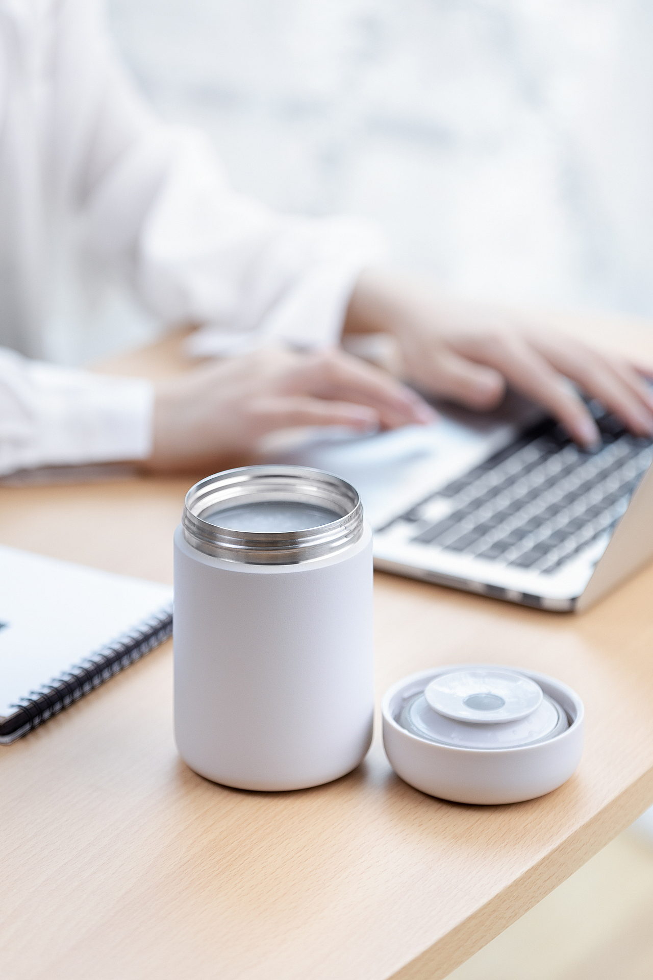 品牌案例丨Pinlo 品罗 焖烧杯使用场景