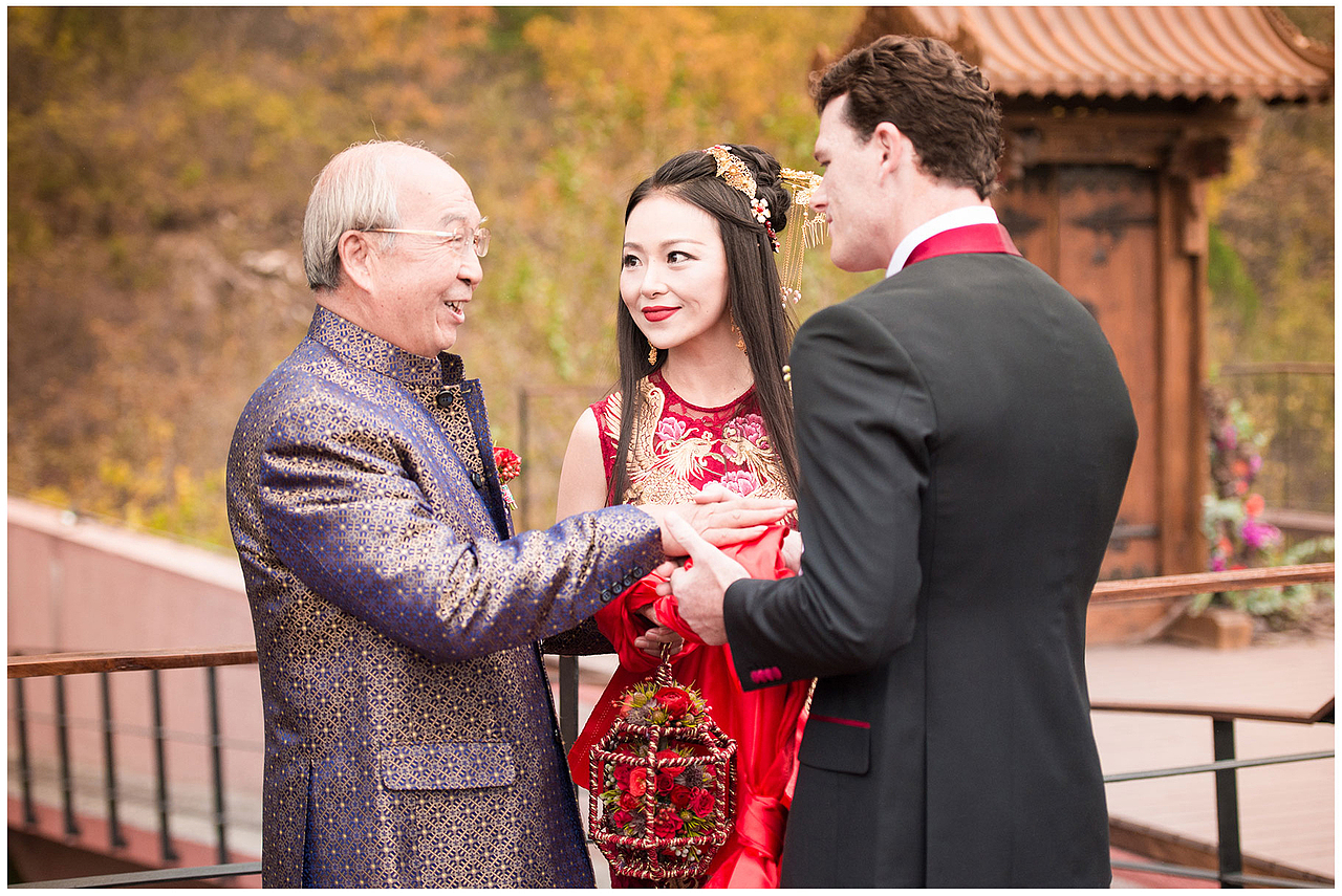 梁燕呢喃,爱让彼此完整 | 长城脚下公社婚礼