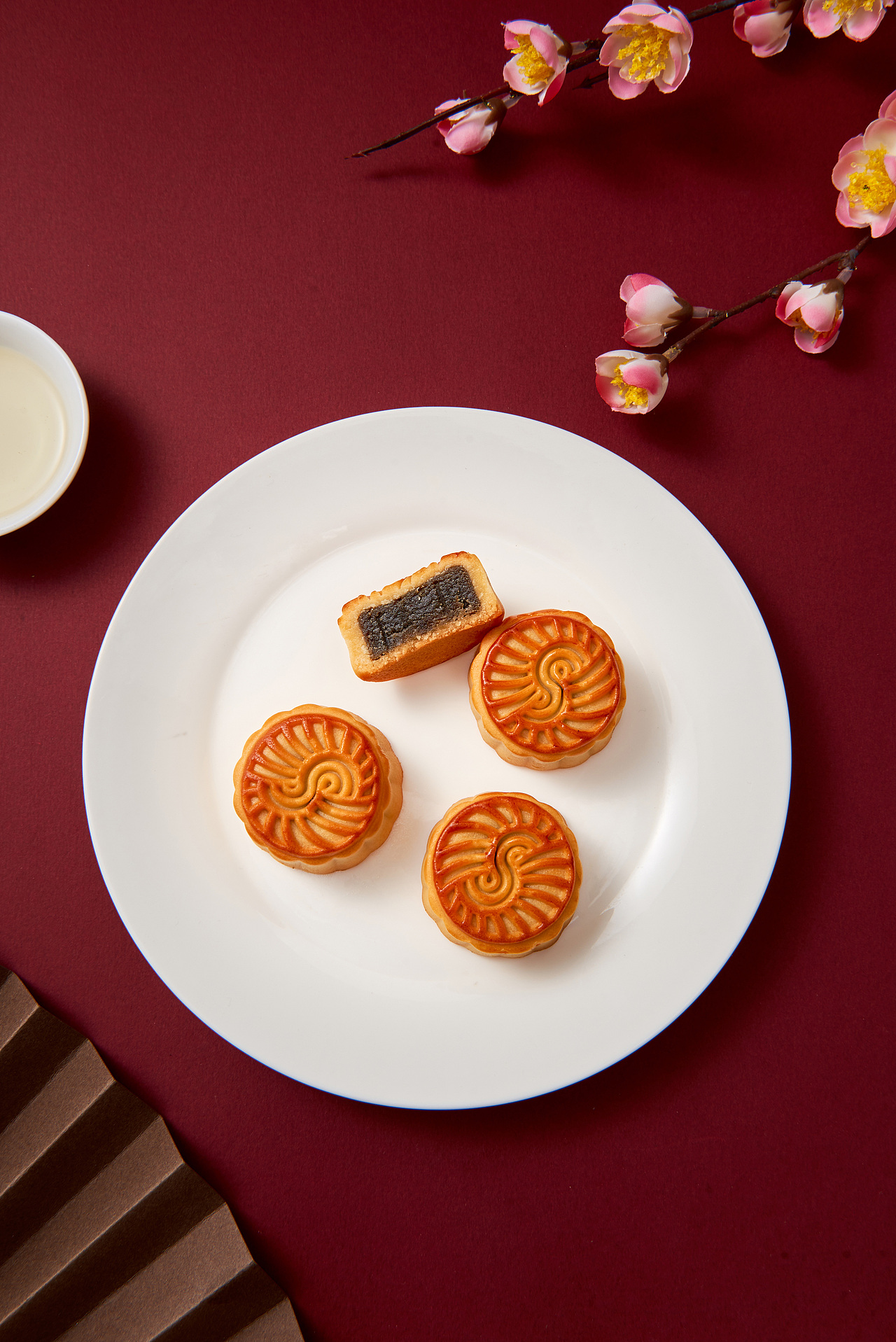 月饼拍摄（图ZMjY5NjU1NTI0） - 美食摄影 - 站酷设计师丿Han原创素材 - 站酷ZCOOL