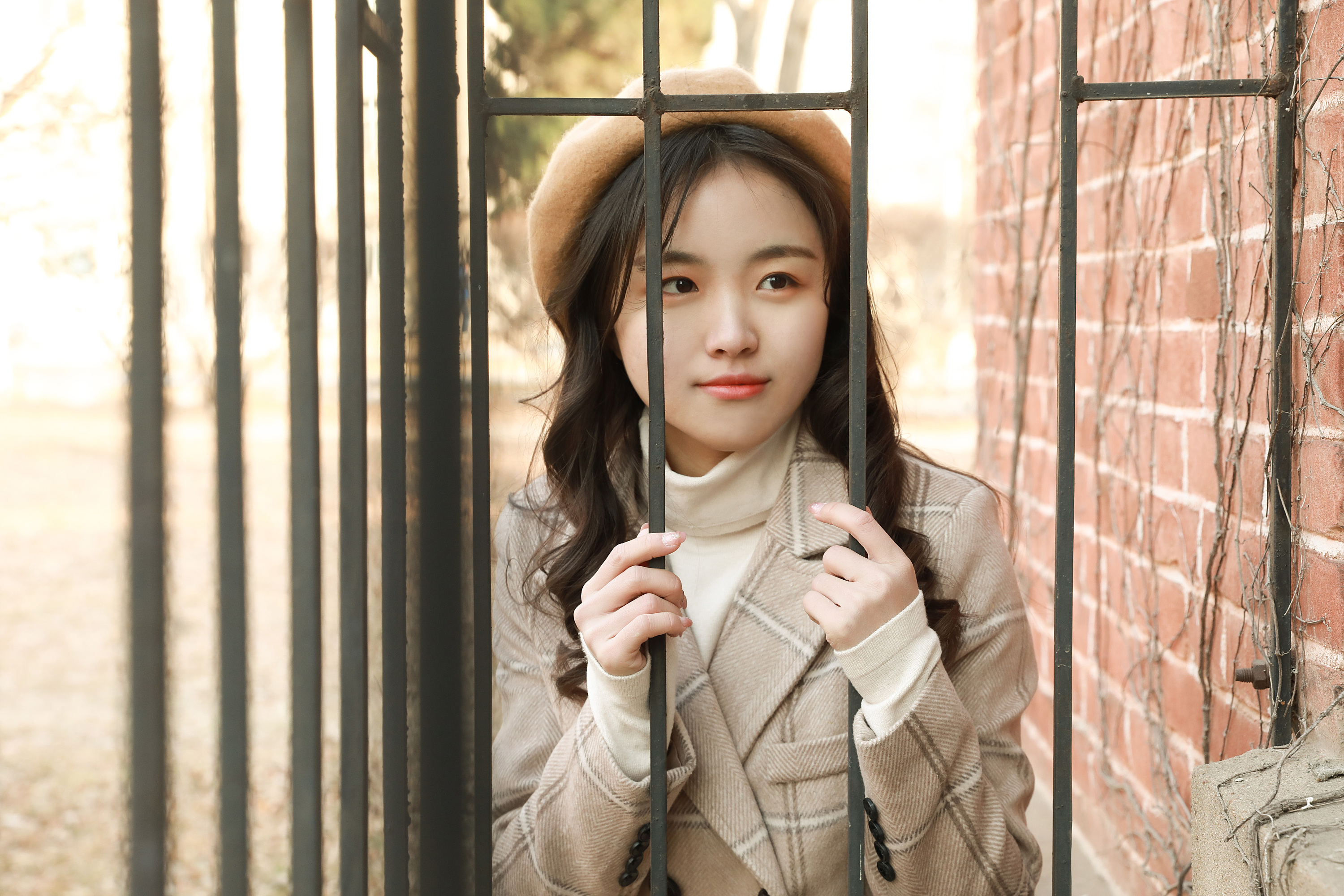秋季校园少女冬日暖阳|摄影|人像摄影|myra马 - 原创作品 - 站酷