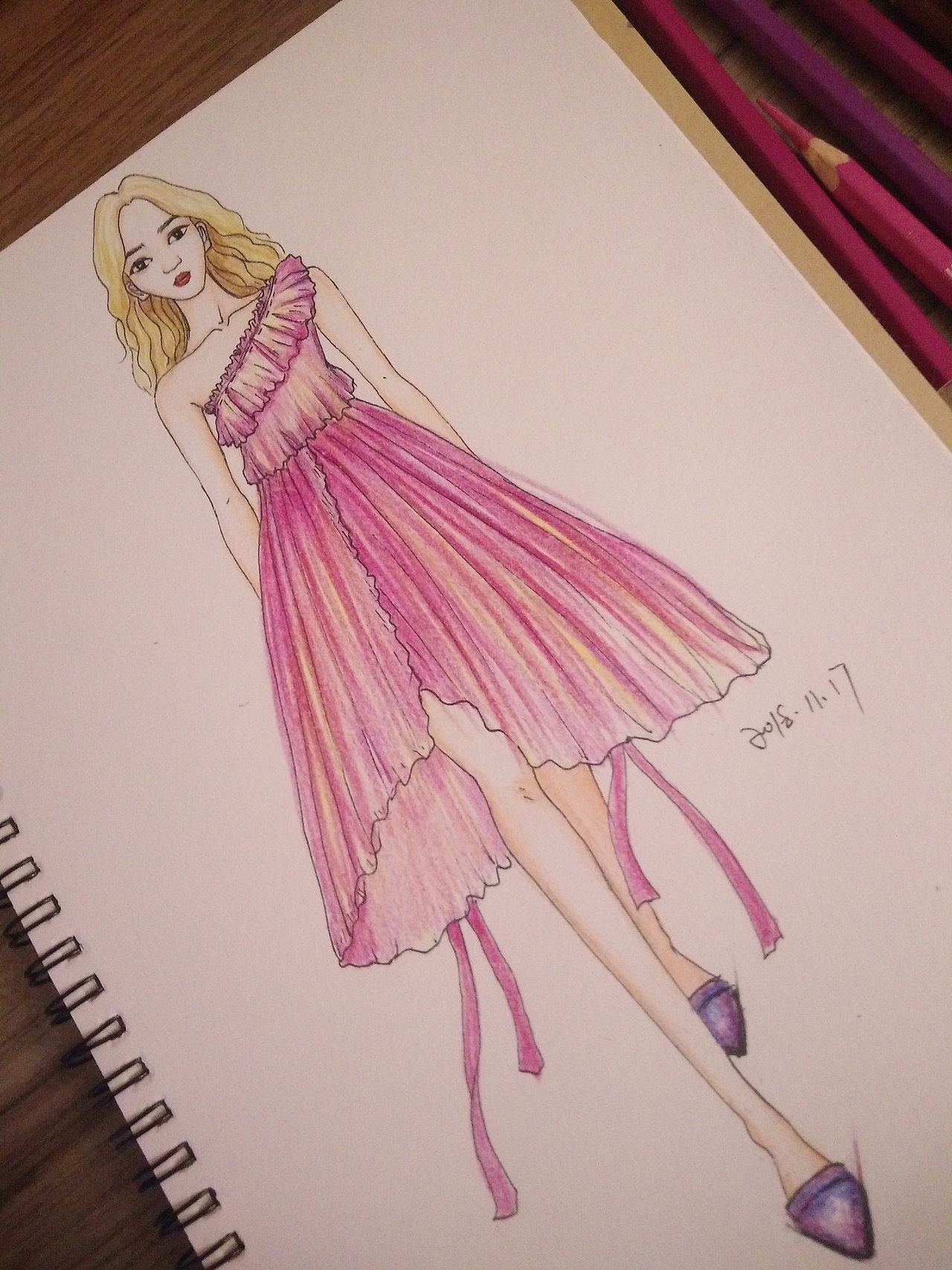 服装设计手绘稿