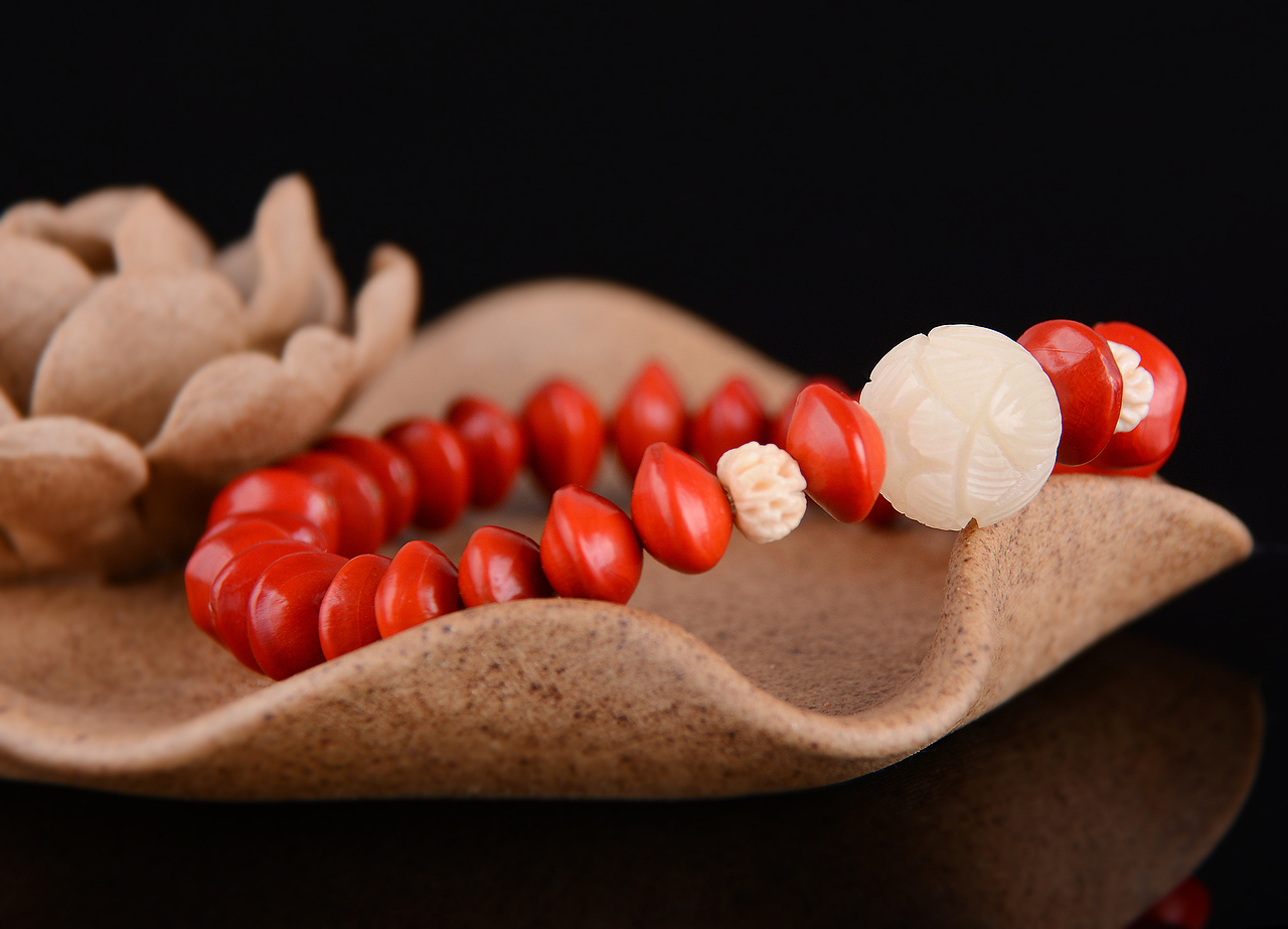 样片欣赏--红豆手链