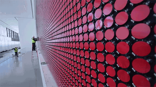 古老的现实技术:机械翻转点阵屏、磁力翻转点阵屏