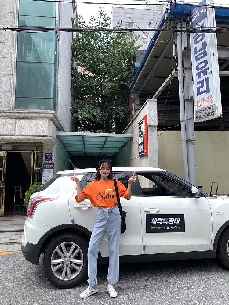 模特嘉嘉 女装牛仔裤拍摄 阔腿裤拍摄魔术裤酒店风摄影（图ZMTg2MTc0OTUy） - 休闲/流行服饰 - 站酷设计师北斗摄影原创素材 - 站酷ZCOOL