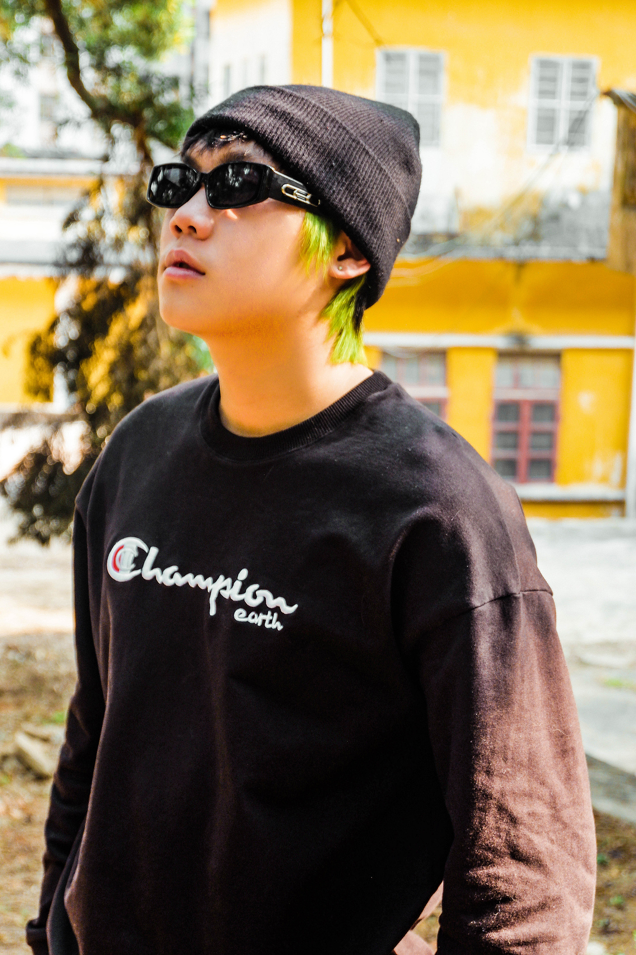 17岁的个性少年