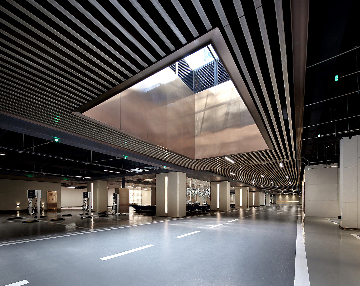 酷炫停车场停车场环境拍摄停车场空间拍摄车库拍摄