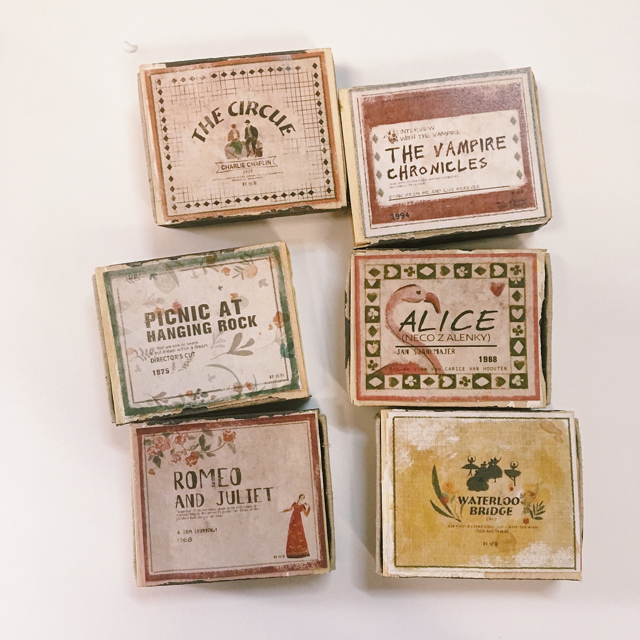 毕设 《老电影》主题插画 及衍生品（图ZMTEzNDYzNzI4） - 商业插画 - 站酷设计师扶雅原创素材 - 站酷ZCOOL