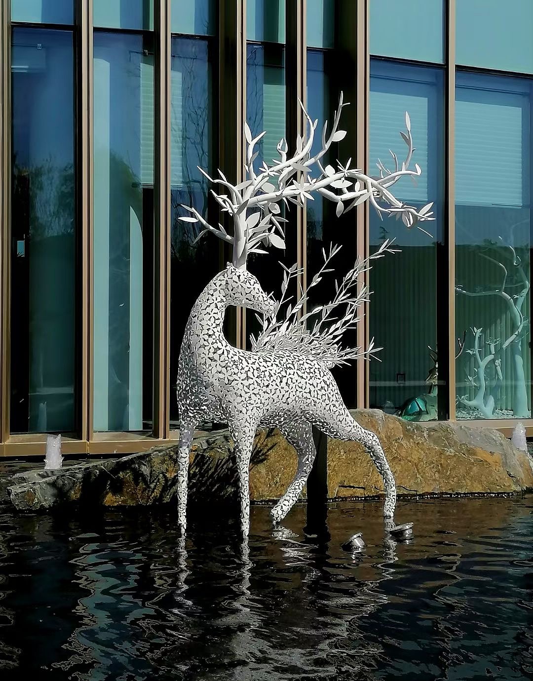雕塑小品——鹿系列|纯艺术|雕塑|anthonychanz - 原创作品 - 站酷