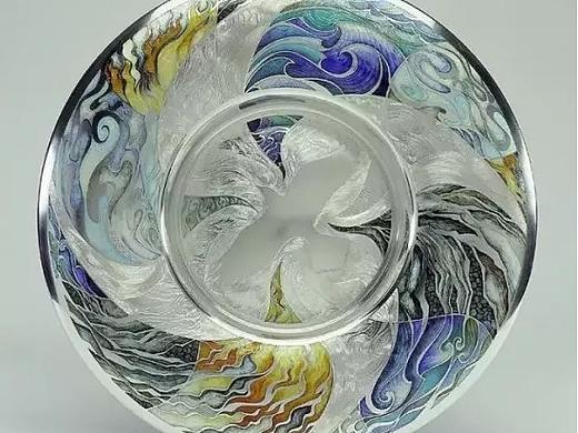 请教了一位做50年的老师傅，终于懂了珐琅工艺，CMF中的美学典范