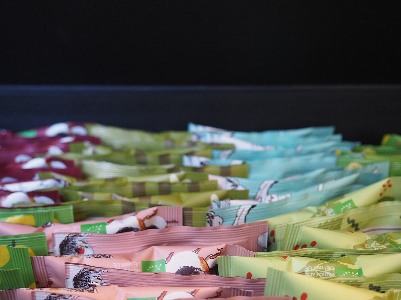 巴黎小眾茶 Goutthe de thé 茶包茶盒包裝設(shè)計(jì)（圖ZMjI3Njg0MDQw） - 包裝 - 站酷設(shè)計(jì)師裸吻魚(yú)原創(chuàng)素材 - 站酷ZCOOL