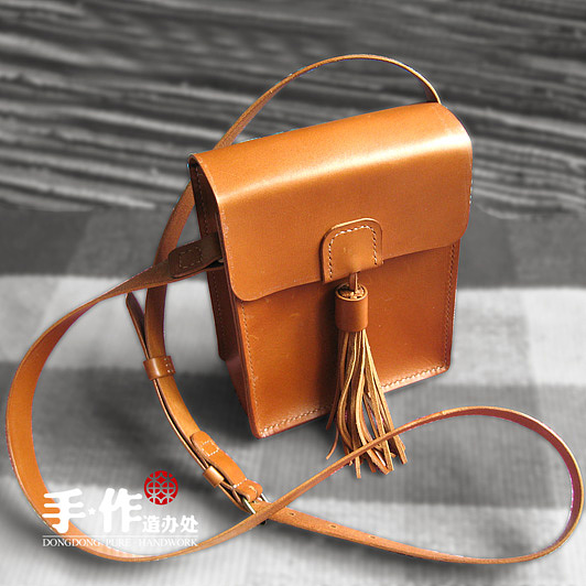 流苏包（图ZMjUyNzE5NTY=） - 工艺品设计 - 站酷设计师houhoudejuzipi原创素材 - 站酷ZCOOL