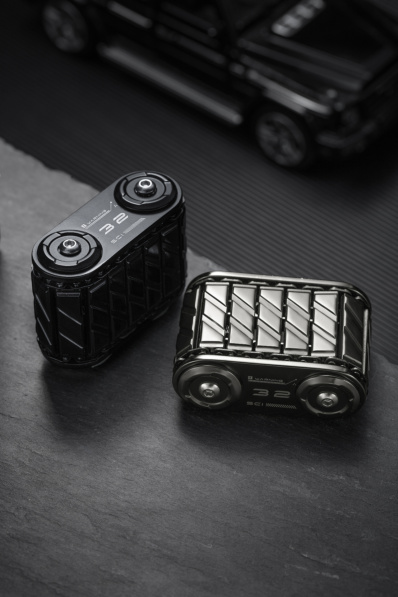 产品摄影 |地心科技✖ 一方摄影 拇指玩具手持烟灰仓（图ZMzUzNjg5NjEy） - 产品摄影 - 站酷设计师深圳一方摄影原创素材 - 站酷ZCOOL