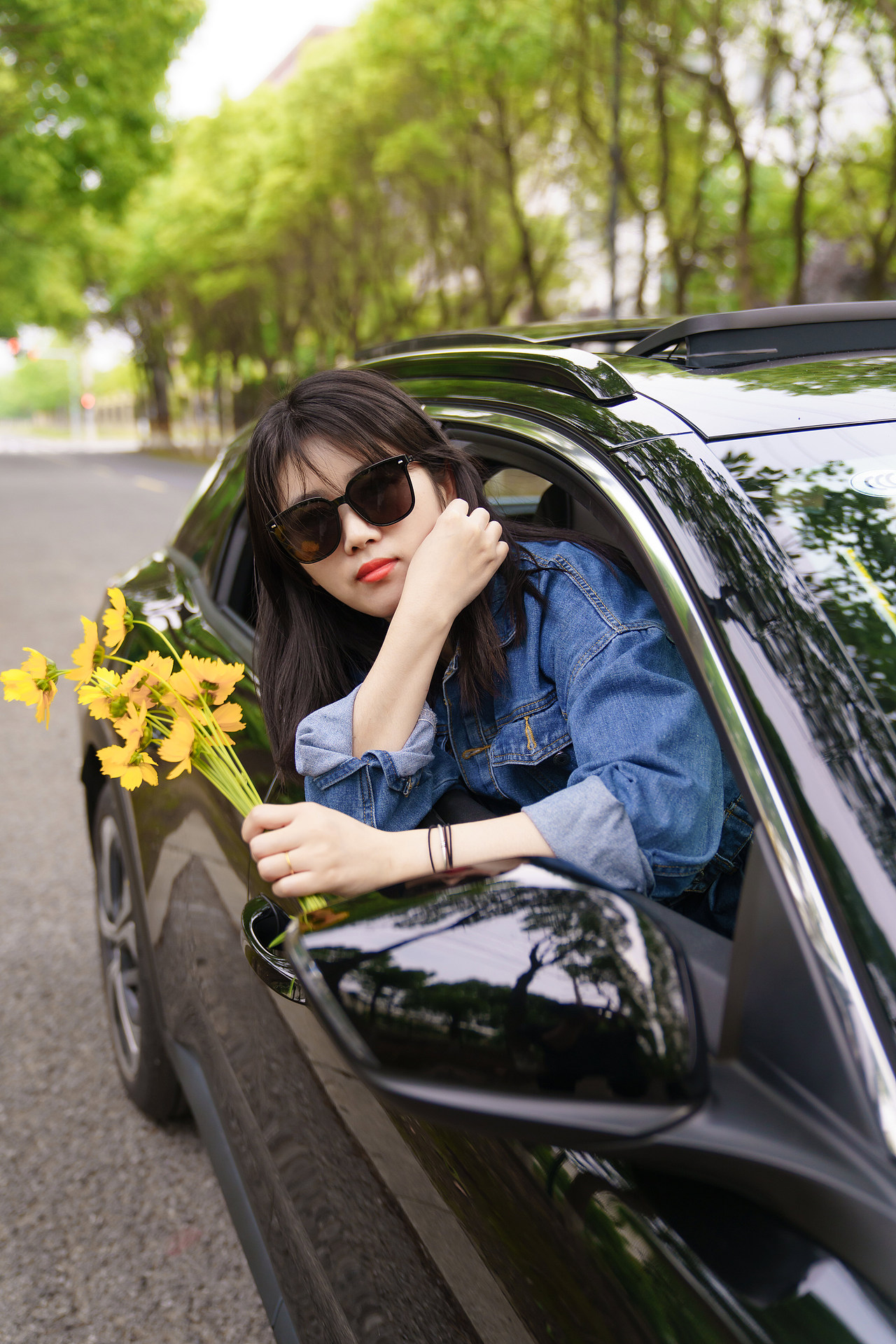 《汽车•美女•鲜花》（图ZMzA4NDk2Njgw） - 人像摄影 - 站酷设计师布鲁斯Y原创素材 - 站酷ZCOOL